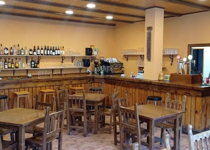 Konukevi Hostal Restaurante Braseria Muela De San Juan Griegos